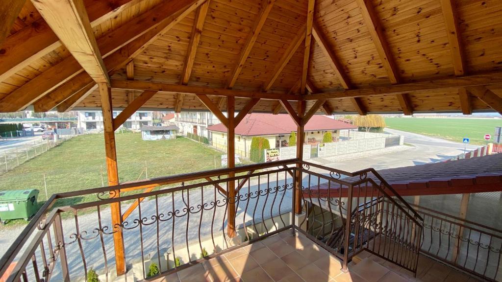 Μπαλκόνι ή βεράντα στο Apartmánový dom Flóra
