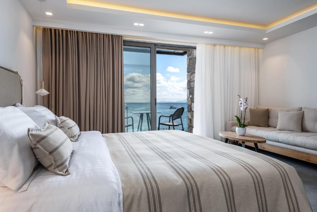 Postel nebo postele na pokoji v ubytování NISSEA Boutique Hotel