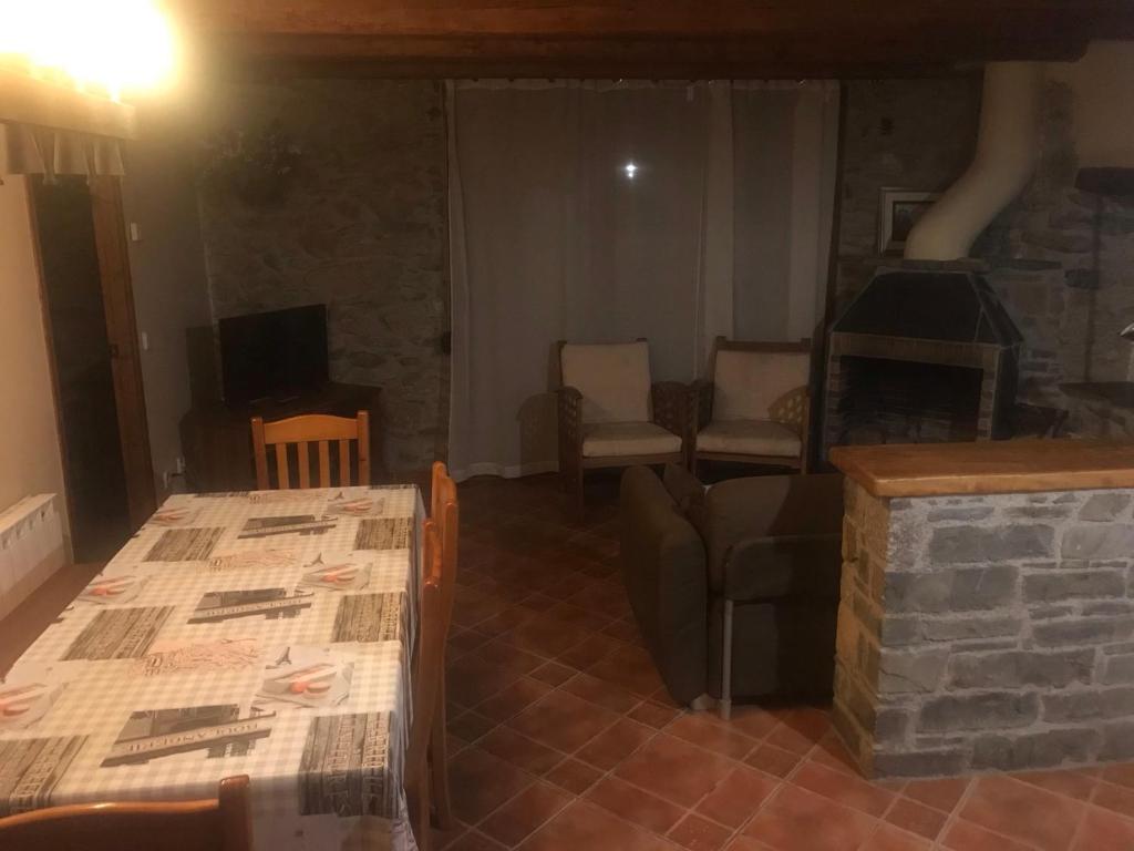 TV a/nebo společenská místnost v ubytování Roch Hotel