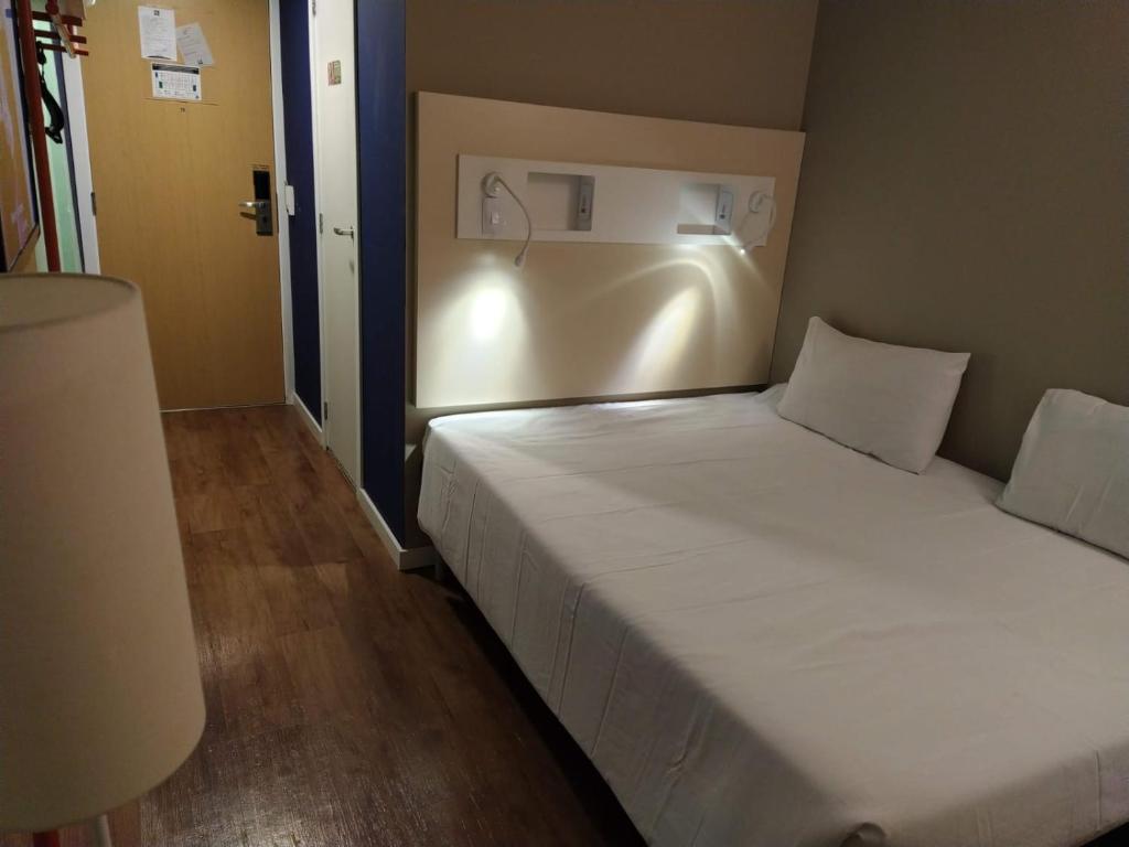  ibis budget Manhuaçu