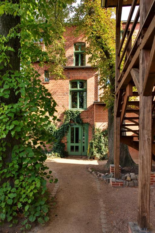 Zahrada ubytování Gasthaus und Pension "Zum Hauenden Schwein"
