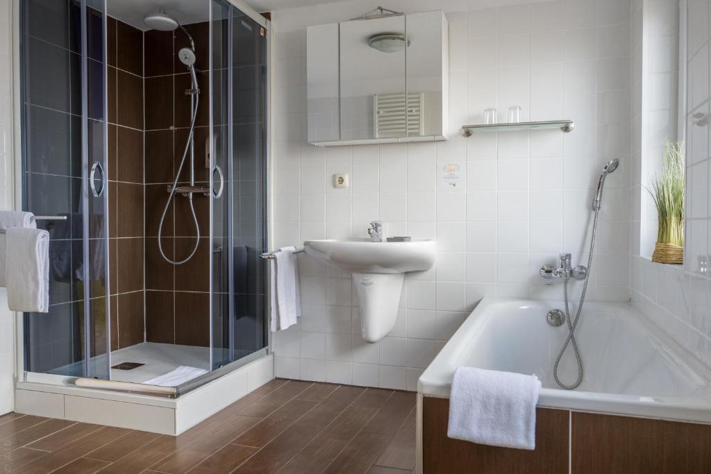 Koupelna v ubytování AKZENT Strandhotels Seestern, Delphin & Lachs