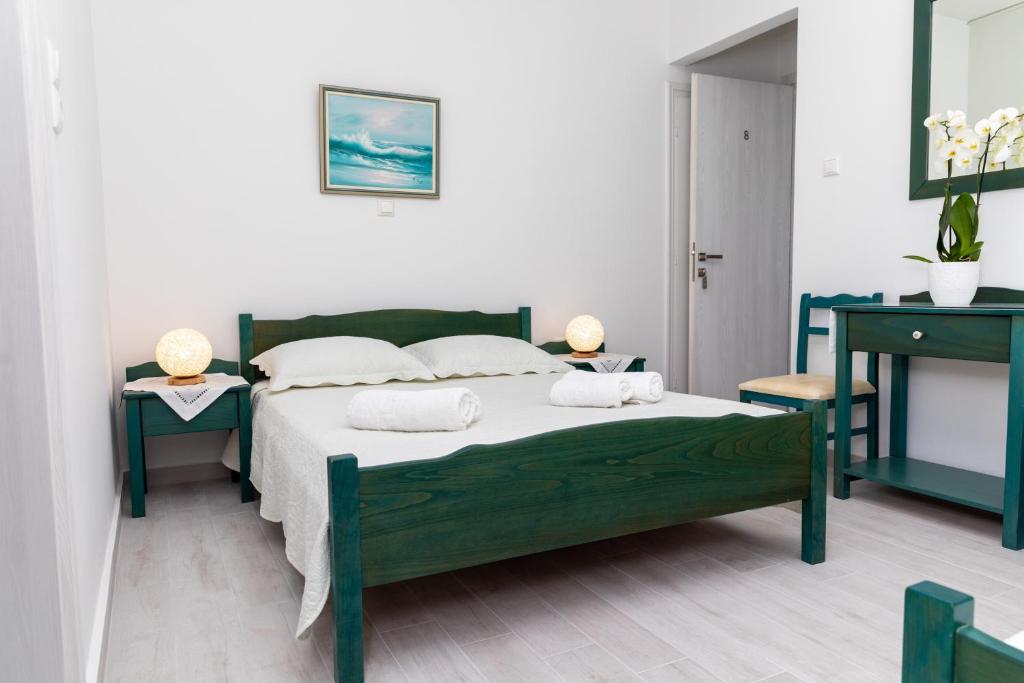 AnnaMaria Pansion - 11