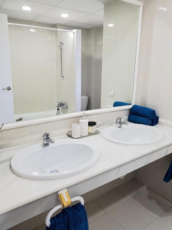A bathroom at Rancho A 112