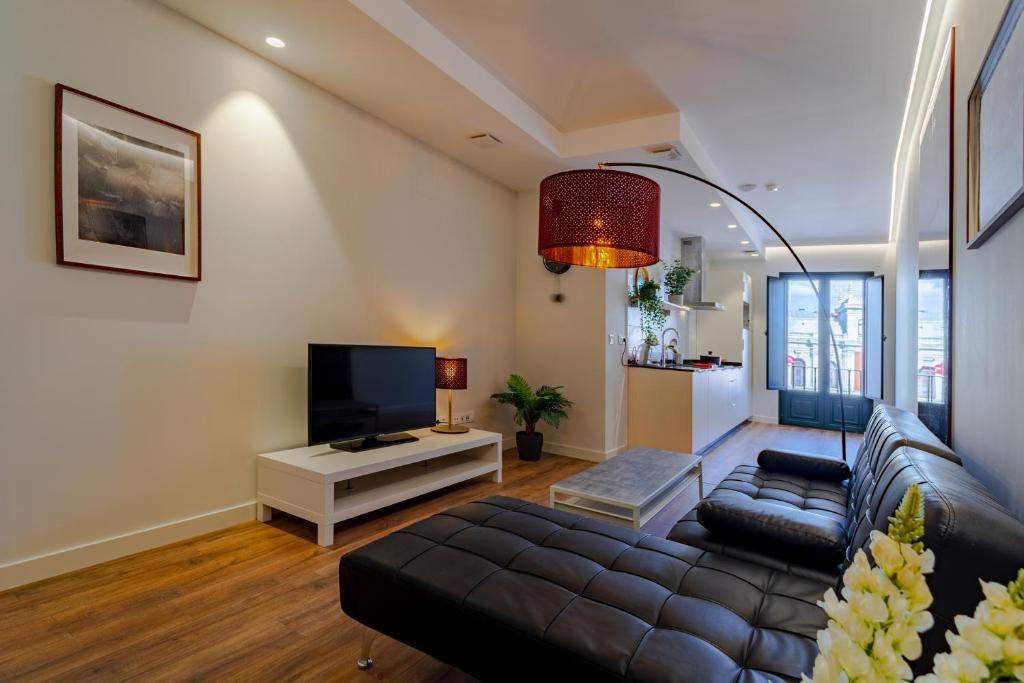 Plaza Mayor Apartamentos 13 - Two-Bedroom Apartment