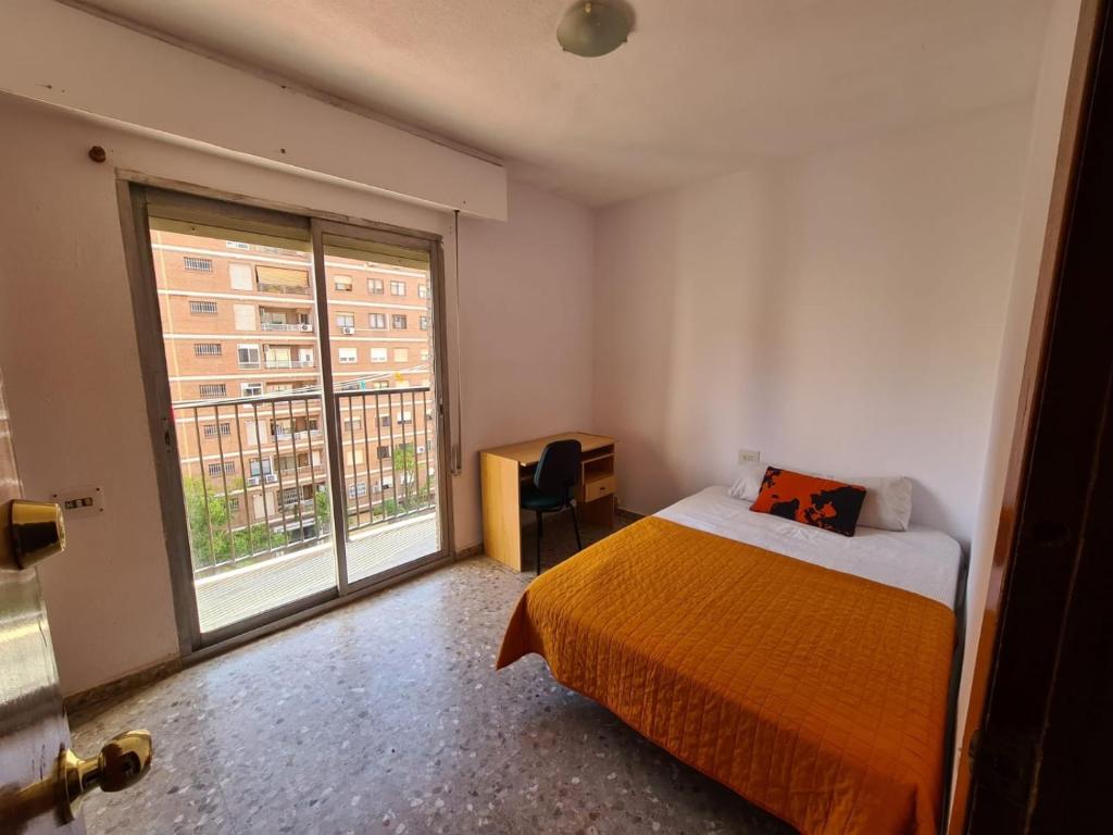 Apartemento grupo amigo o familias : blasco ibanez C ...