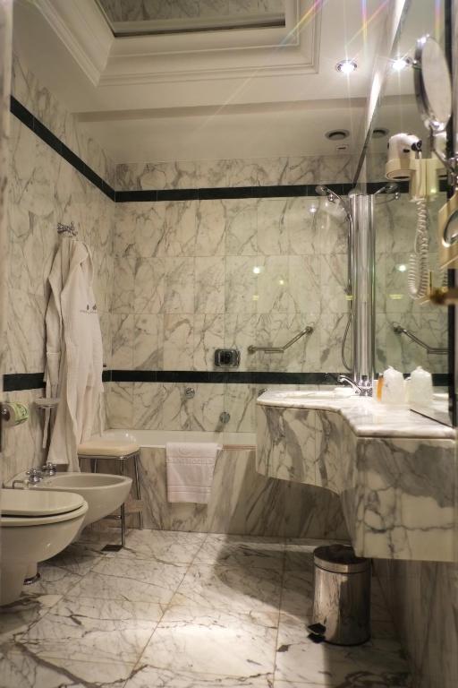 Koupelna v ubytování Hotel Albani Firenze
