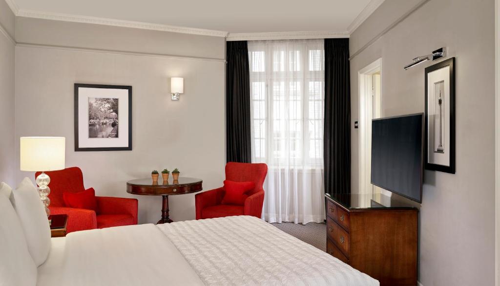 The Dilly - Resim 38