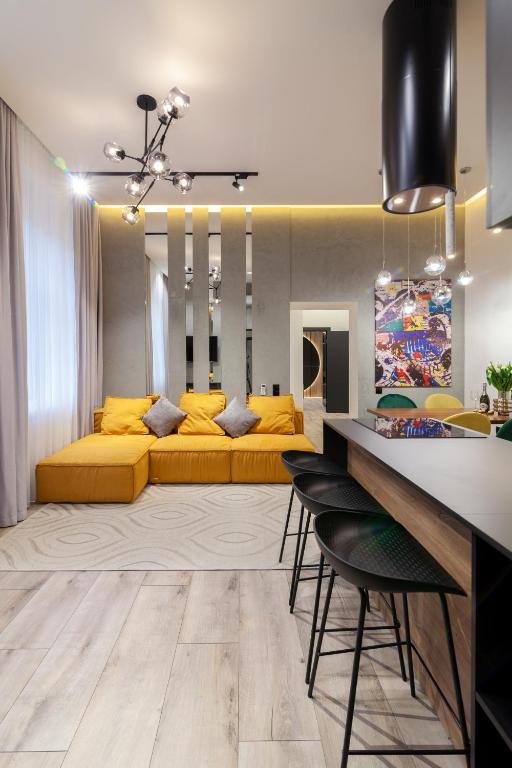 Royal VIP Apartment on Leontovicha 5 фото 5