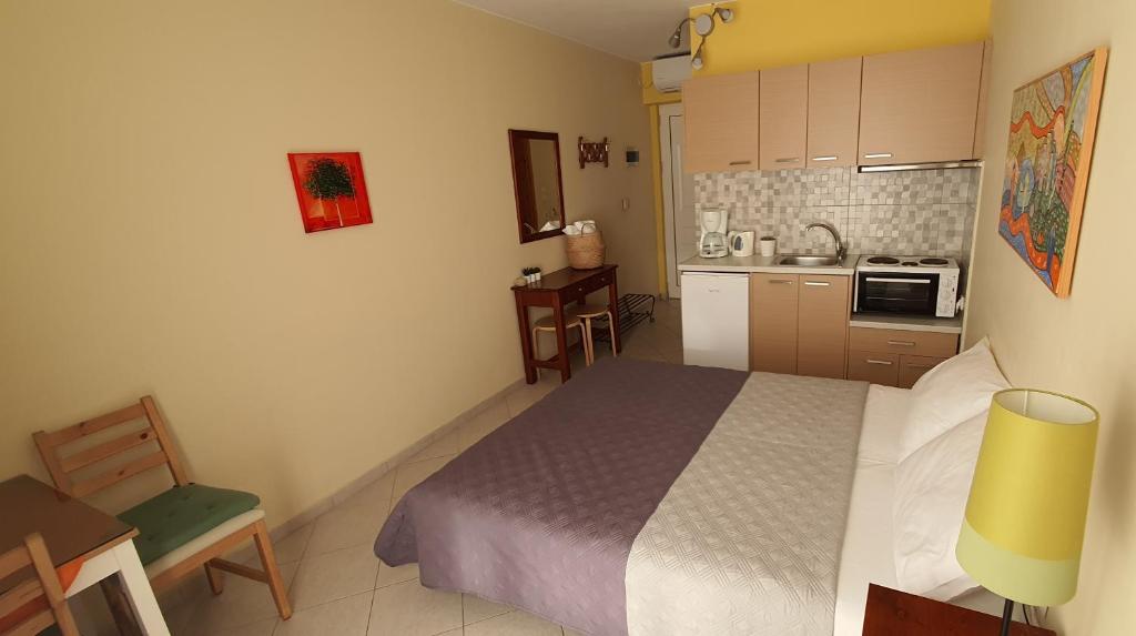 Kuchnia lub aneks kuchenny w obiekcie Vasilis Studios