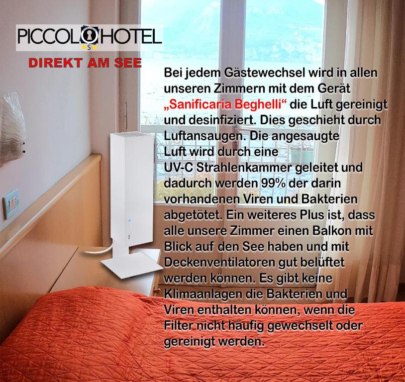 ブレンゾーネにあるPiccolo Hotel Direkt am Seeの部屋のベッドのポスター