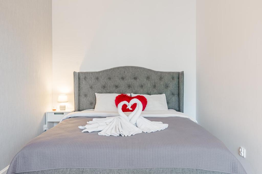 Posteľ alebo postele v izbe v ubytovaní Grobla by Loft Apartments