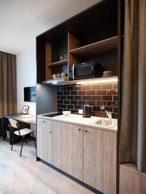PHNX Aparthotel Hamburg - Studio Apartment