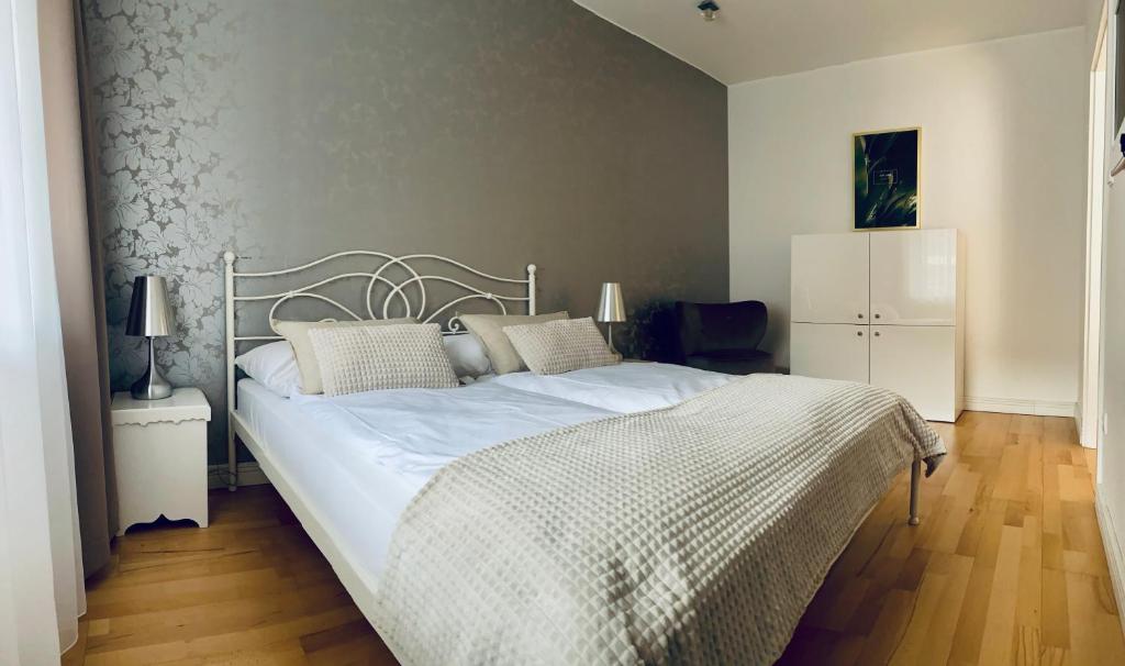 Posteľ alebo postele v izbe v ubytovaní Apartamenty Maritimo