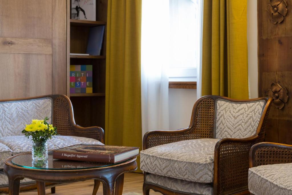Posezení v ubytování Duca D'Aosta Hotel