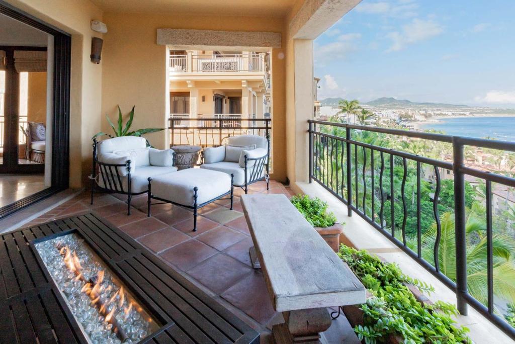 4th Floor Residence with Amazing Views of Lands End & Access to Resort Amenities
