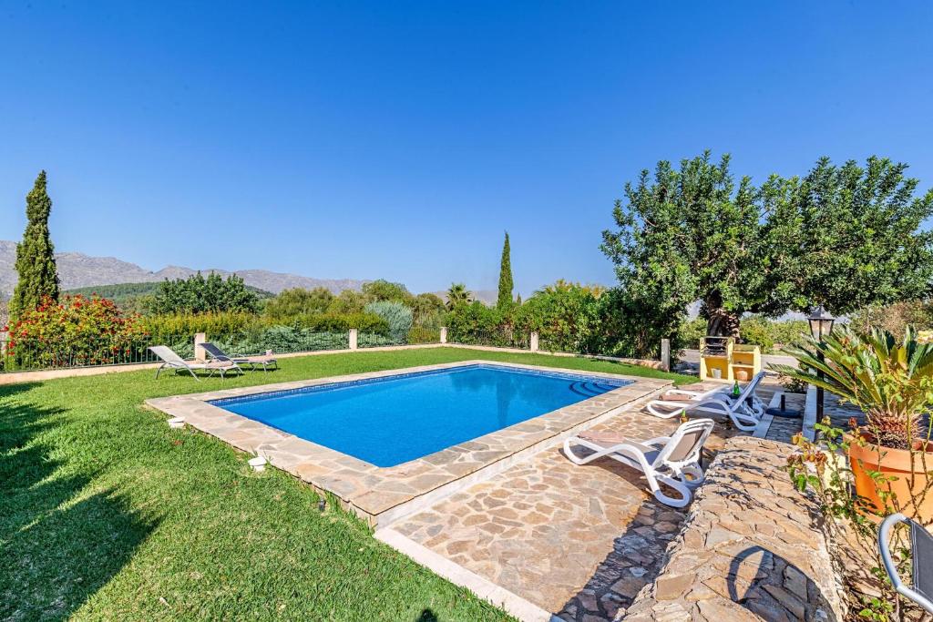 The swimming pool at or close to Villa Mala Garbo by Sealand Villas