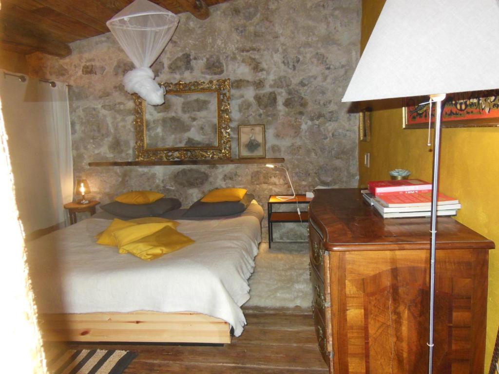 maison dans jardin - One-Bedroom House