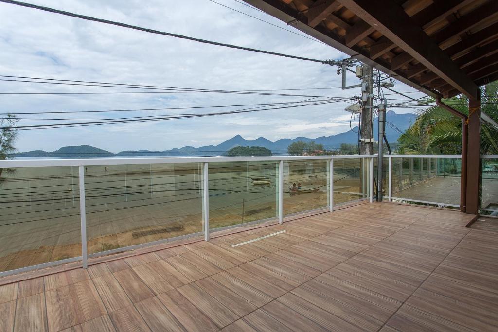  Casa beira mar com churrasqueira e WiFi em Angra