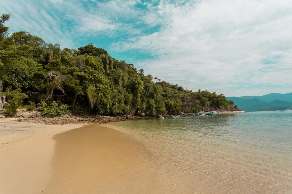  Casa beira mar com churrasqueira e WiFi em Angra