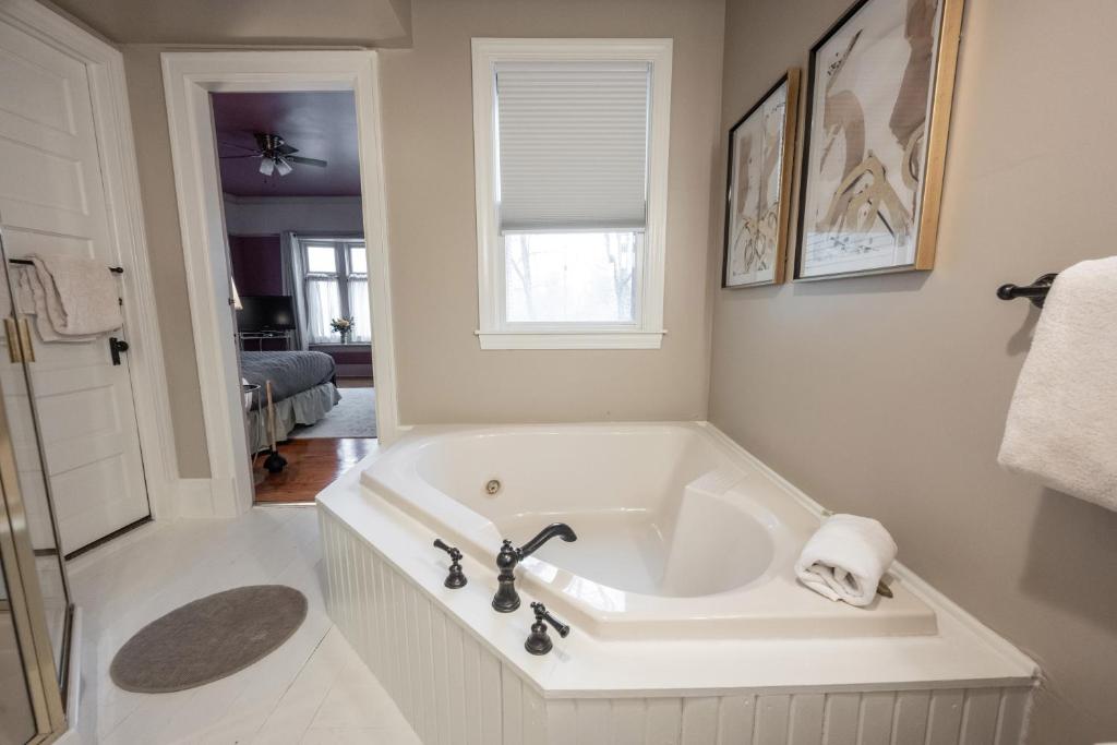 Stone Soup Inn photo