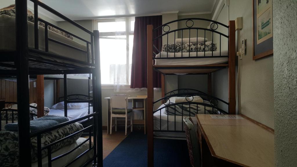 
Bed in 6-Bed Mixed Dormitory Room
