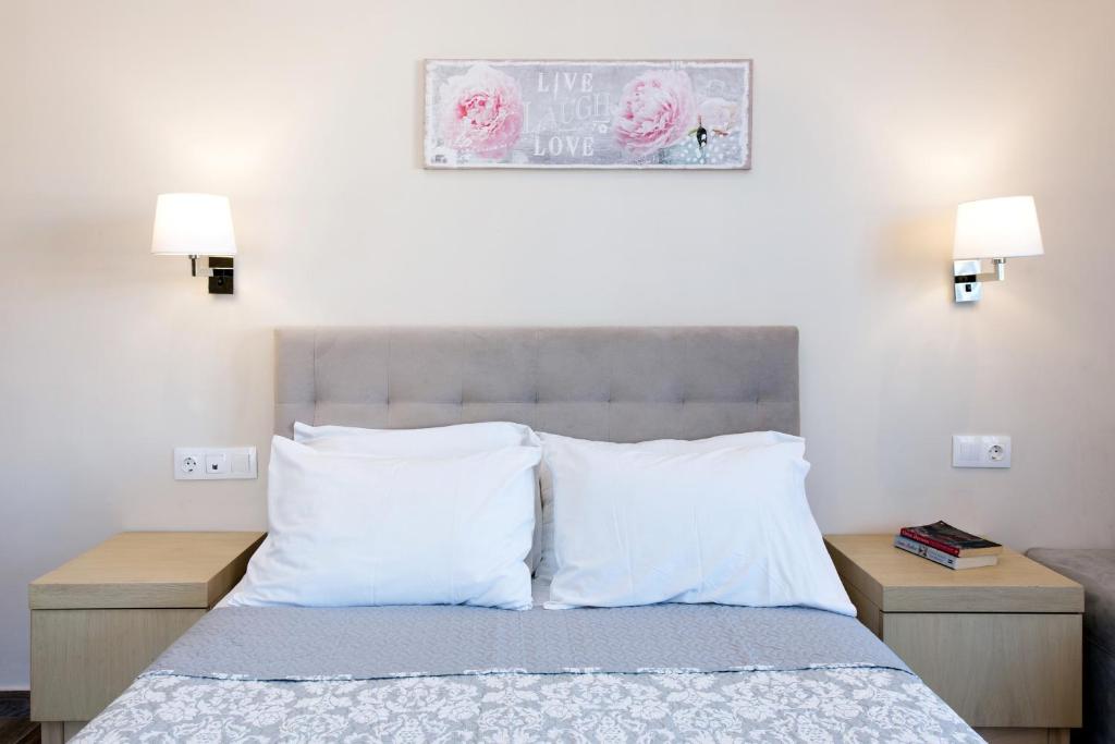 Letto o letti in una camera di Anita