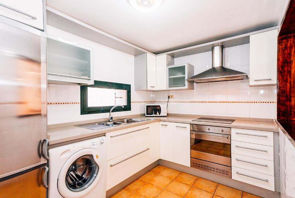 Kuchyň nebo kuchyňský kout v ubytování Casa Higuereta I