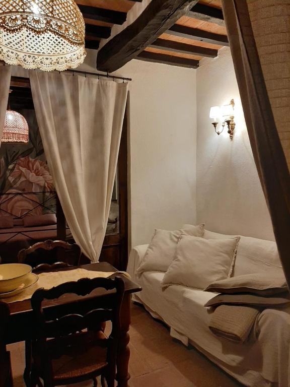 Posedenie v ubytovaní Agriturismo Frantoio Valiani