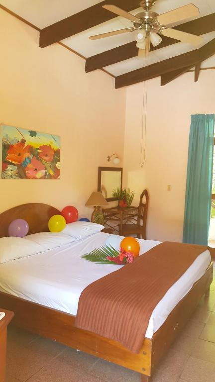 Postel nebo postele na pokoji v ubytování Samara Beach Hotel