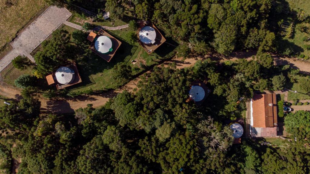 Cabana e yurts em meio à natureza SOL