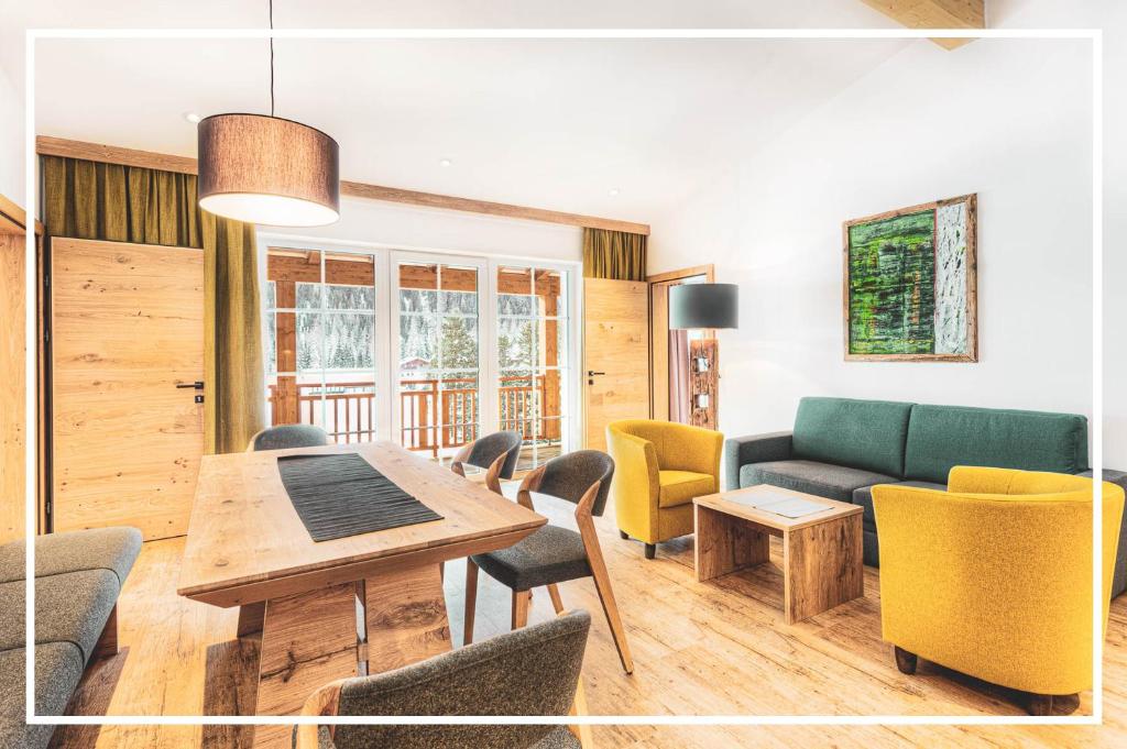 Posezení v ubytování Tyrol Mountain Aparts - Urlaubsresort Hafele