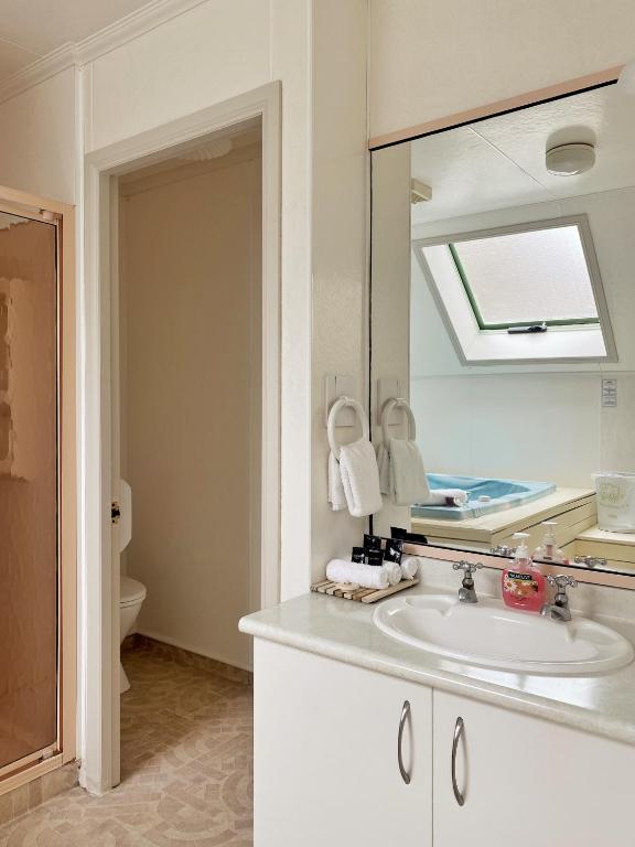 Rotorua Coachman Spa Motel - Resim 27