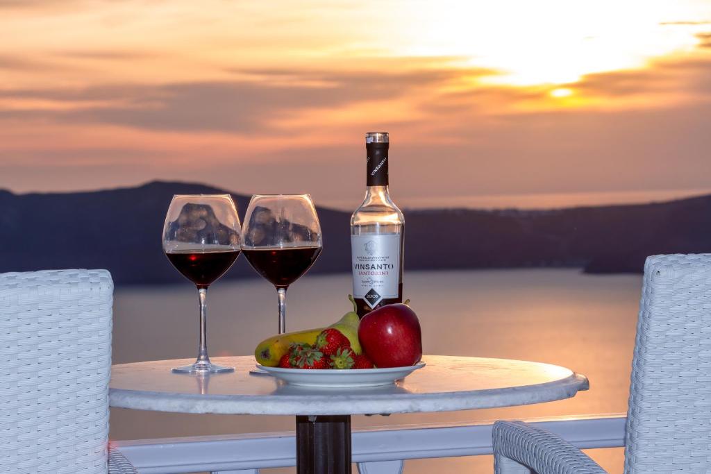 Nápoje v ubytování Santorini View Studios - Firostefani Caldera