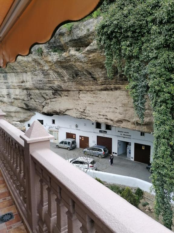 Balkón nebo terasa v ubytování Entrecuevas