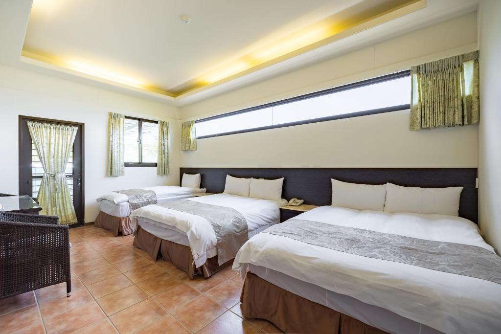 Hua Mu Xing Jing B&B - Familiekamer Met Douche