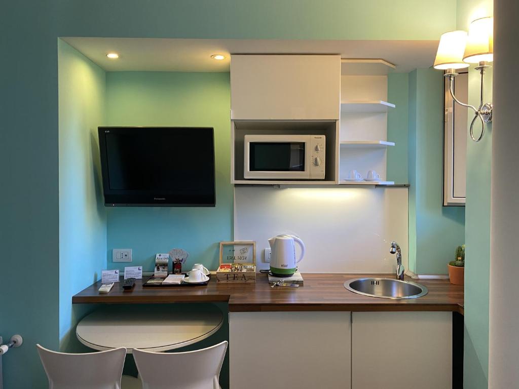 Luna Rossa Roma Guest House - 10