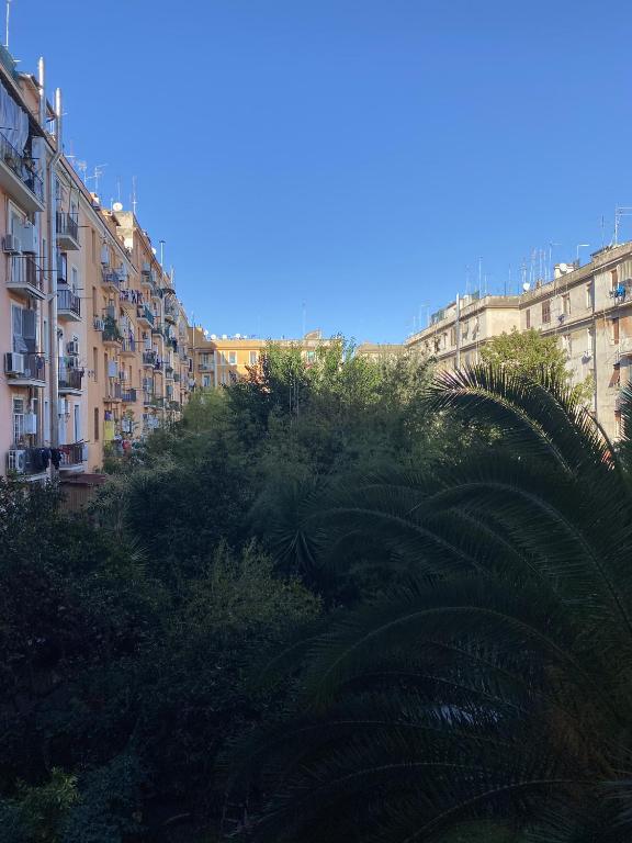 Luna Rossa Roma Guest House - 11