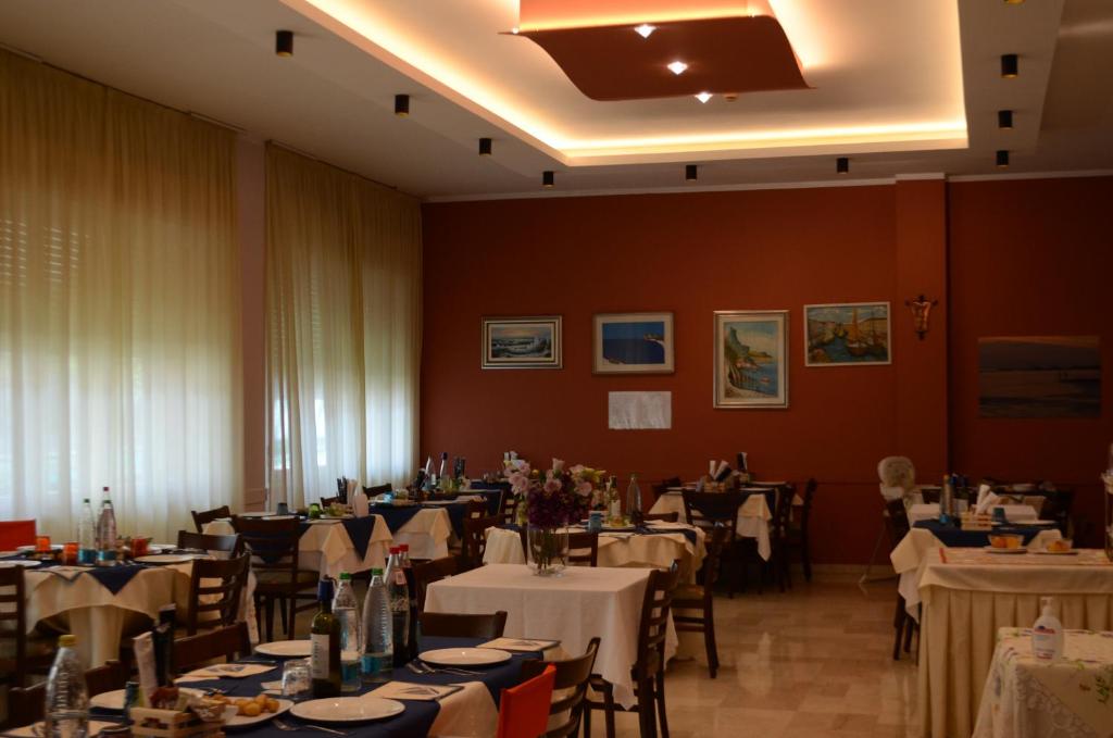 Restaurace v ubytování Hotel Boston