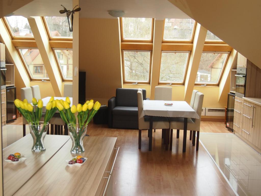Kuchyňa alebo kuchynka v ubytovaní Apartament przy Deptaku z miejscem parkingowym