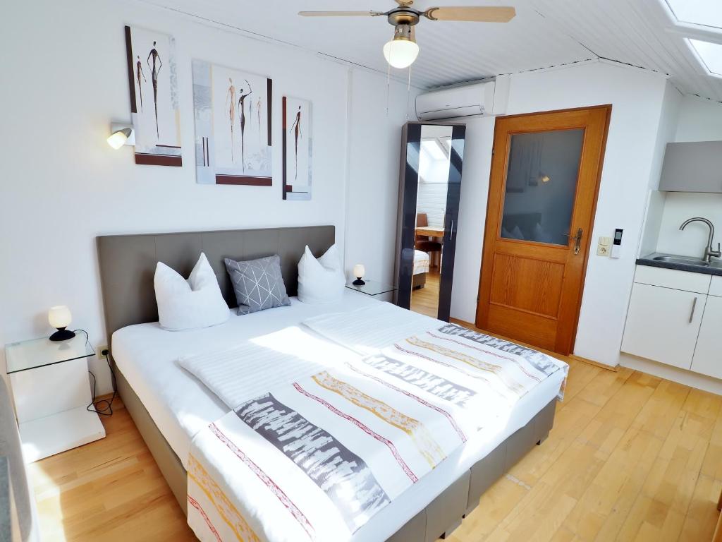 Posteľ alebo postele v izbe v ubytovaní Appartements Peter