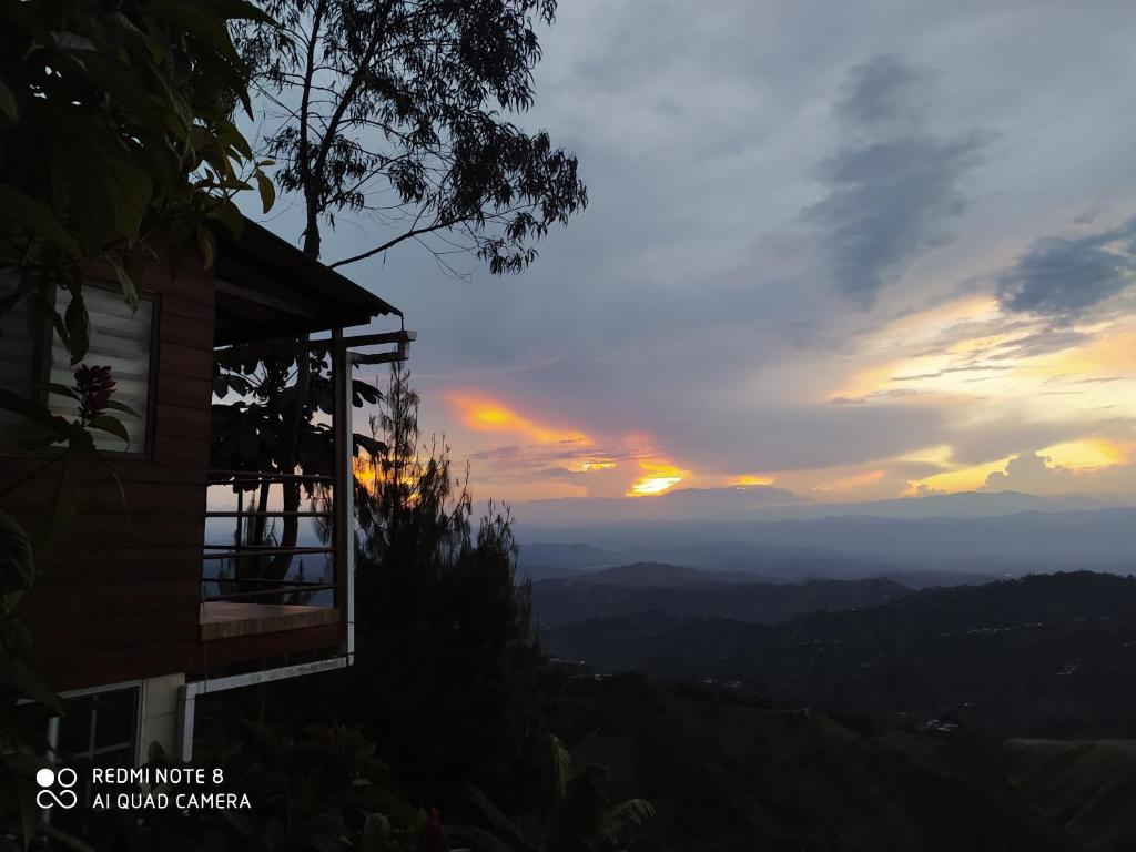 Un paisaje natural cerca of the bed and breakfast