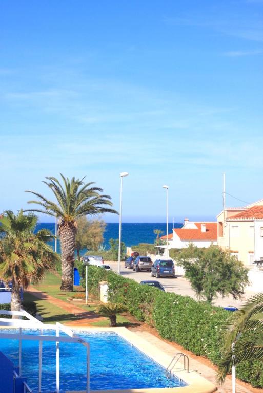 Bazén v ubytování Apartamento Playa Surf by costablancarent nebo v jeho okolí