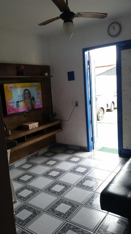  Casa frente para o mar de Costa Azul em Rio das Ostras