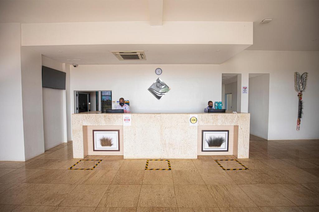 Kuchyň nebo kuchyňský kout v ubytování Cassowary Hotel