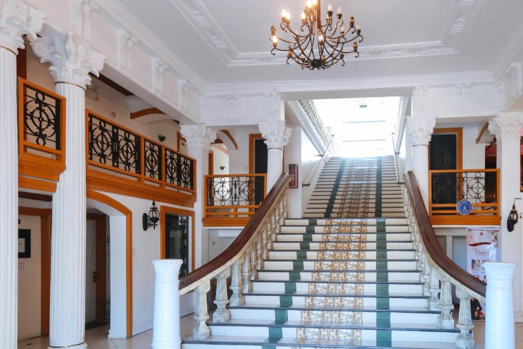 Fotografie z fotogalerie ubytování RedDoorz Plus @ Castle Chateau Iloilo v destinaci Iloilo City