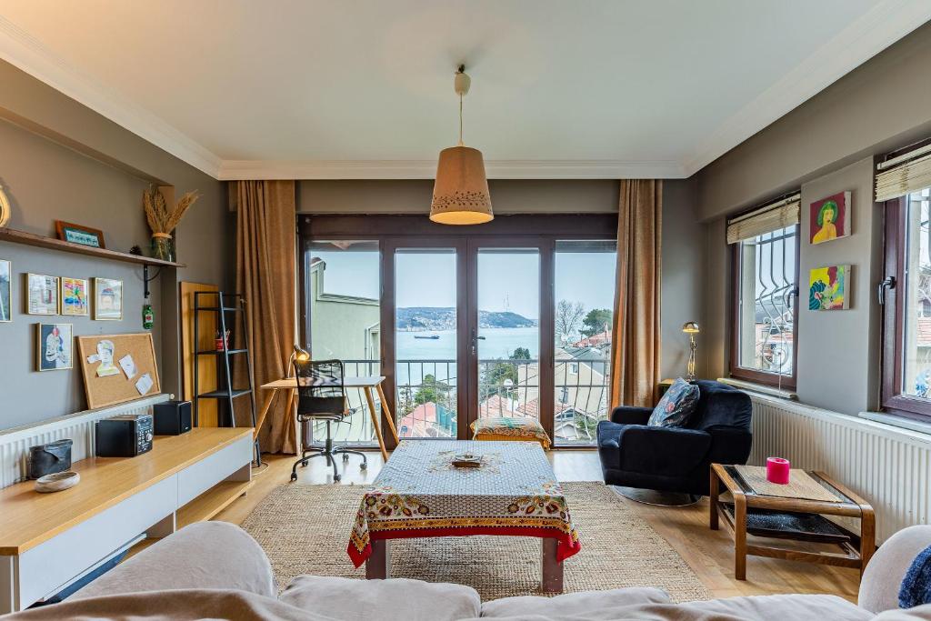 Stylish Apartment with Splendid, Istanbul, Turkey - Booking.com