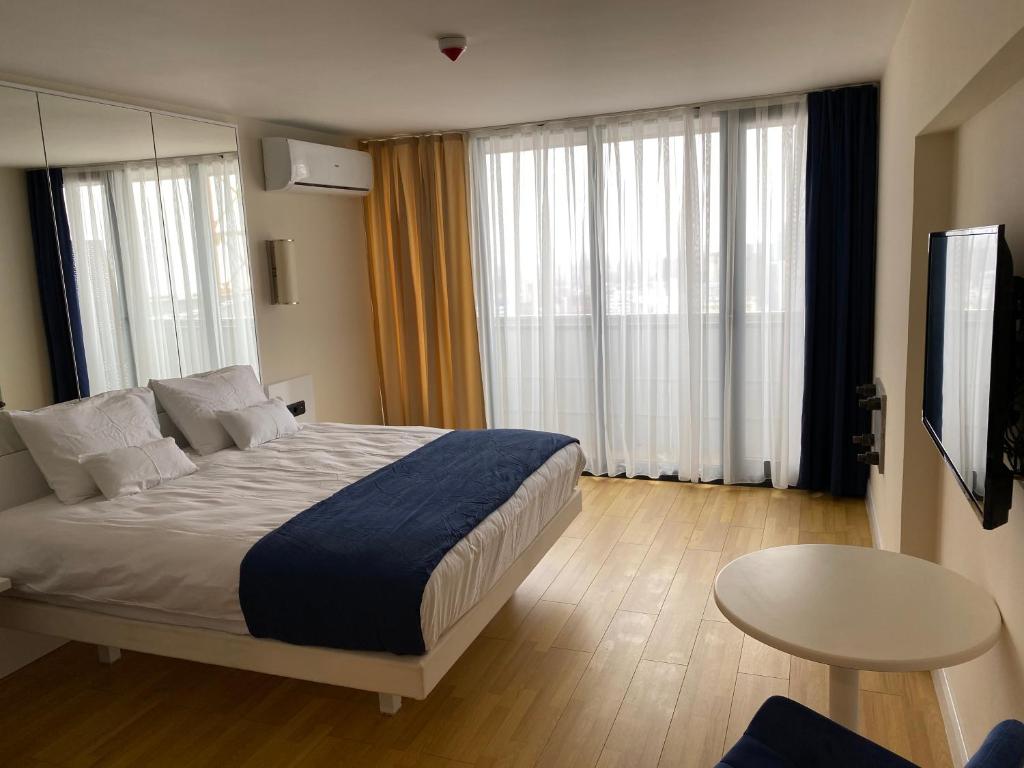 Orbi City apartment 40 этаж - Deluxe Double O Twin Room Con Balcone