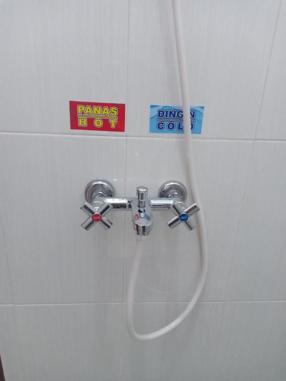 Homestay 89 New - Triple Room With Private Bathroom