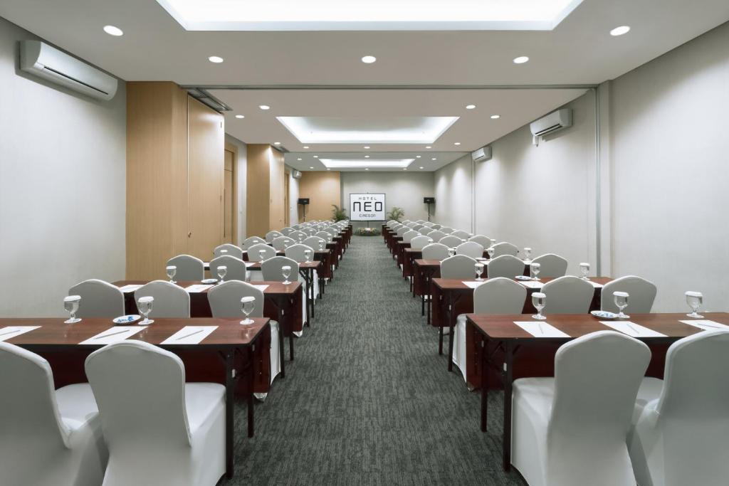 Konferenční prostory v ubytování Hotel NEO Cirebon by ASTON